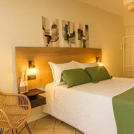 Апартаменты Talaia *